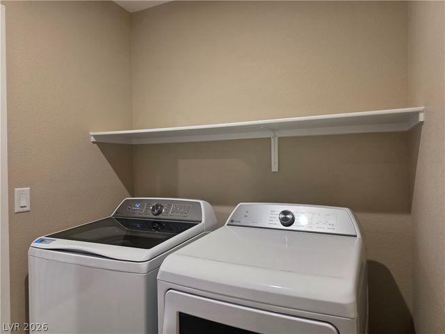 4320 Tallow Falls Avenue, Las Vegas, NV 89141