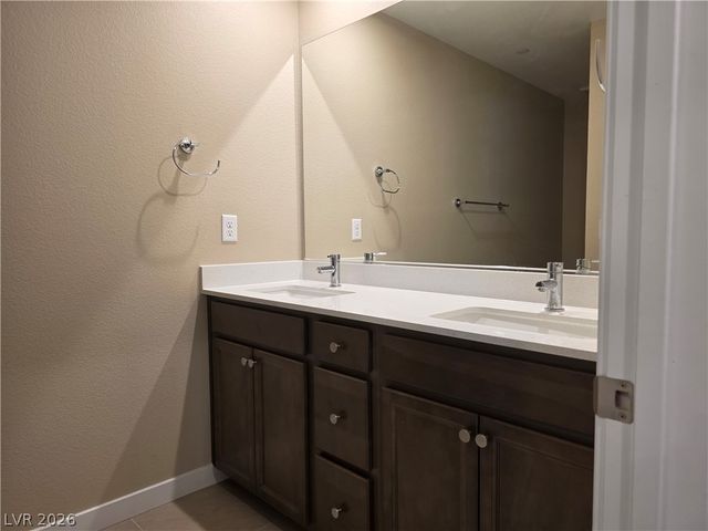 4320 Tallow Falls Avenue, Las Vegas, NV 89141