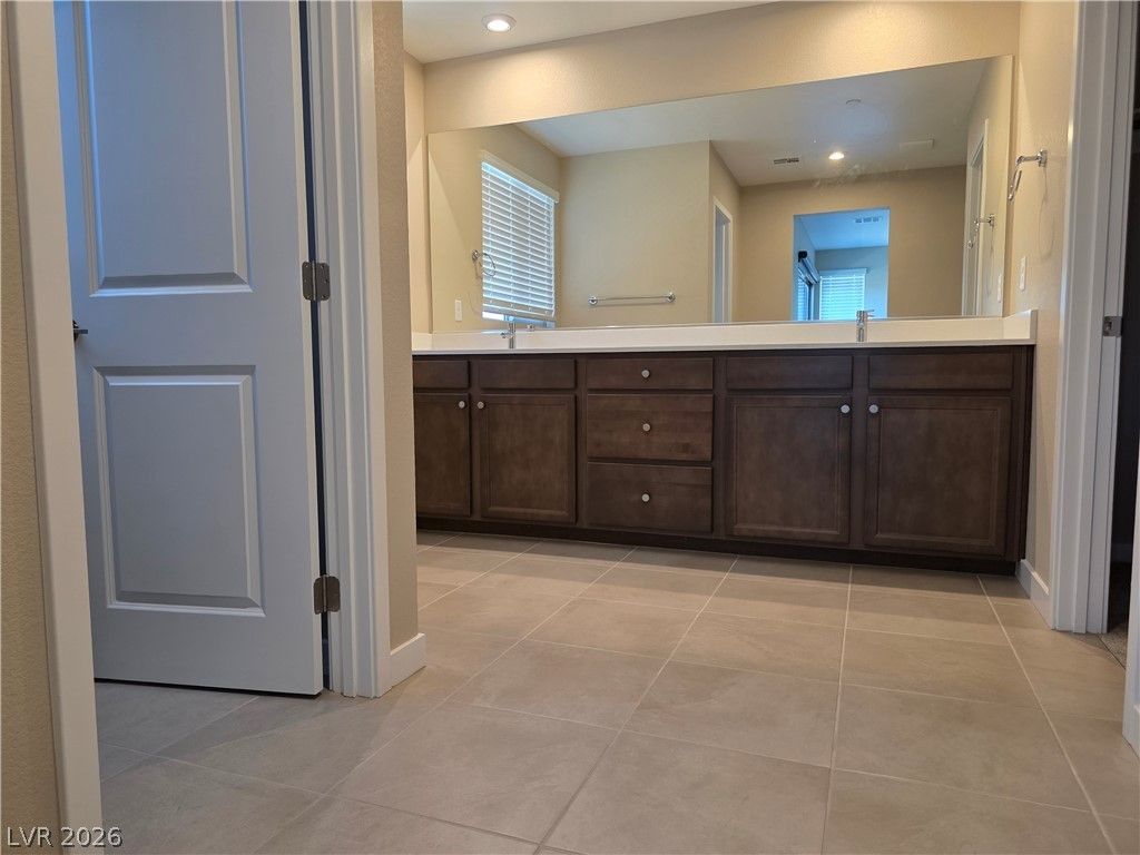 Image 15 of property listing at 4320 Tallow Falls Avenue, Las Vegas, NV 89141
