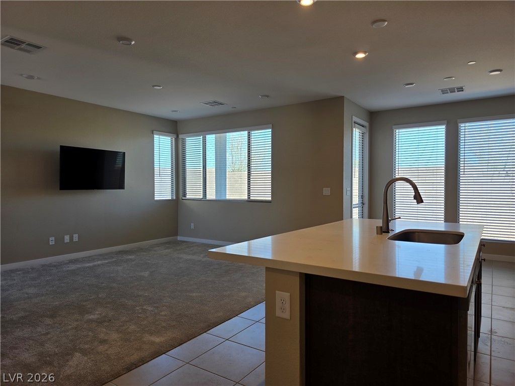 Image 9 of property listing at 4320 Tallow Falls Avenue, Las Vegas, NV 89141