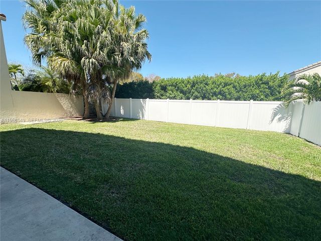 15973 NW 16th Ct, Pembroke Pines, FL 33028