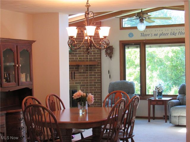 3715 Riviera Avenue NW, Massillon, OH 44646