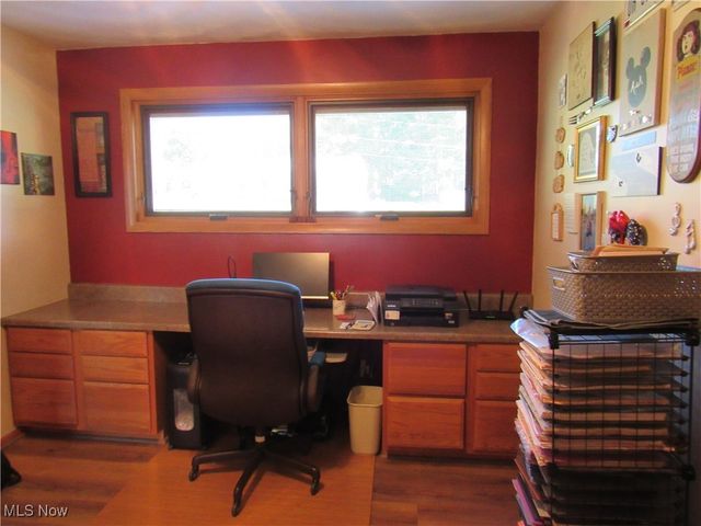 3715 Riviera Avenue NW, Massillon, OH 44646