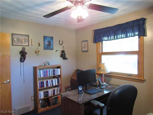 3715 Riviera Avenue NW, Massillon, OH 44646