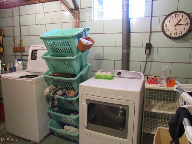 3715 Riviera Avenue NW, Massillon, OH 44646