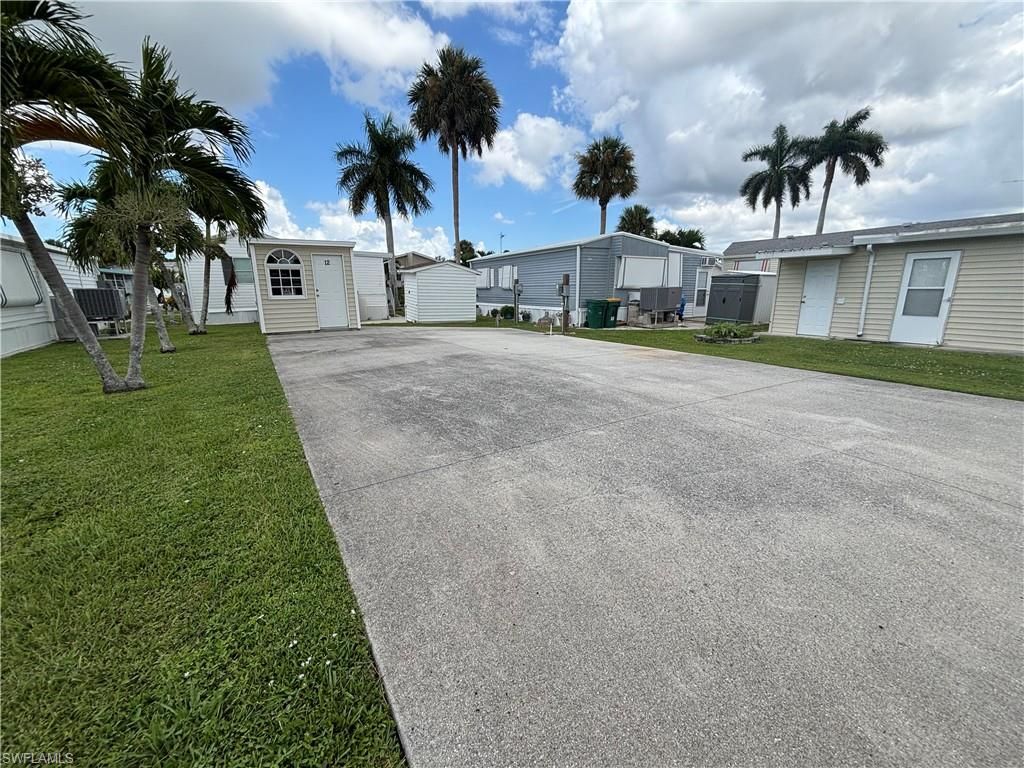 12 Pearl DR, NAPLES, FL 34114 — photo 5