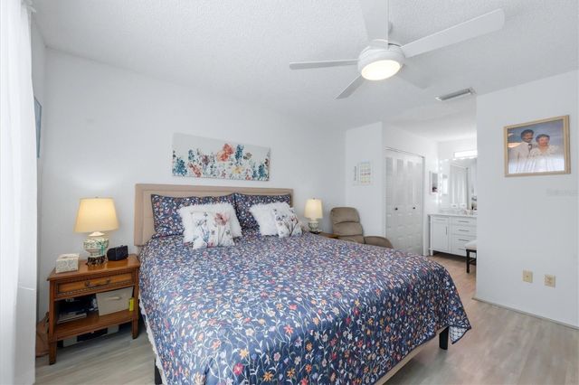 6389 COLISEUM BOULEVARD, Port Charlotte, FL 33981