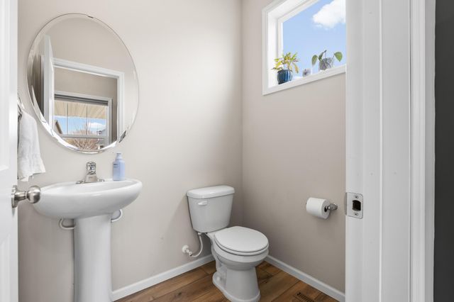 20037 Hamlet Lane, Lakeville, MN 55044