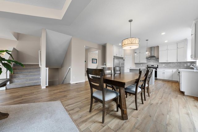 20037 Hamlet Lane, Lakeville, MN 55044