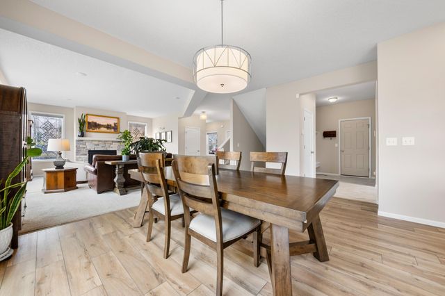 20037 Hamlet Lane, Lakeville, MN 55044