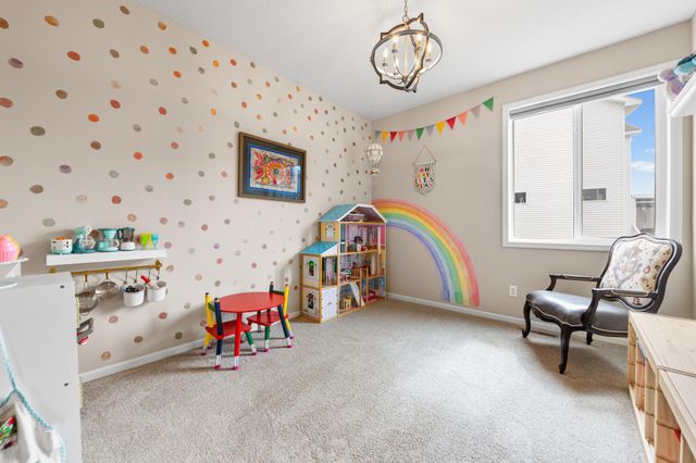 20037 Hamlet Lane, Lakeville, MN 55044