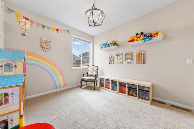 20037 Hamlet Lane, Lakeville, MN 55044