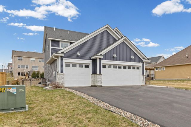 20037 Hamlet Lane, Lakeville, MN 55044