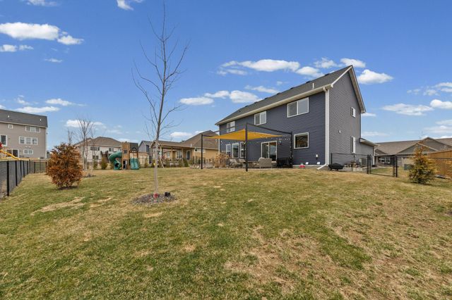 20037 Hamlet Lane, Lakeville, MN 55044