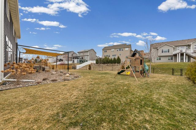 20037 Hamlet Lane, Lakeville, MN 55044