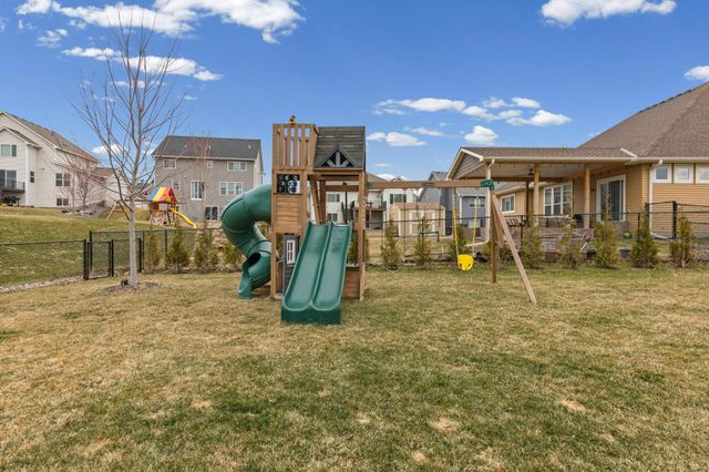 20037 Hamlet Lane, Lakeville, MN 55044