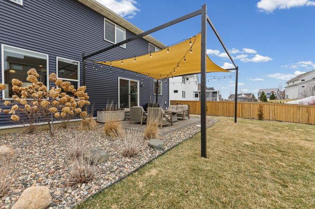 20037 Hamlet Lane, Lakeville, MN 55044