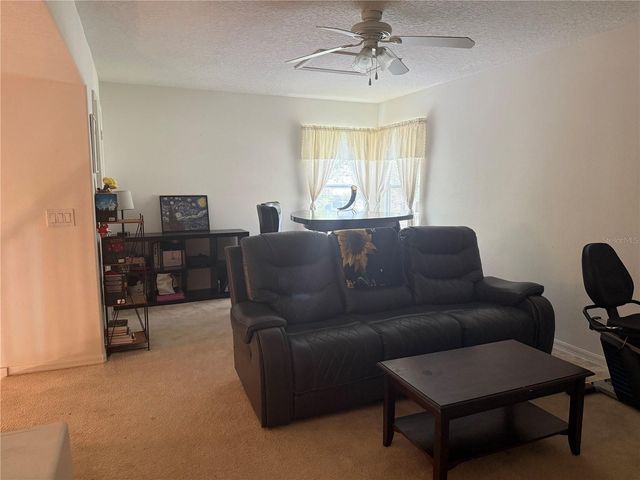 1043 CHAMBERLIN TRAIL, St Cloud, FL 34772