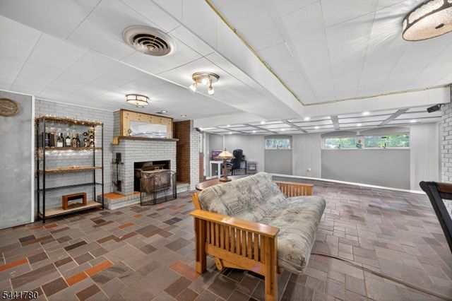 420 Phillips Rd, Vernon Twp., NJ 07422