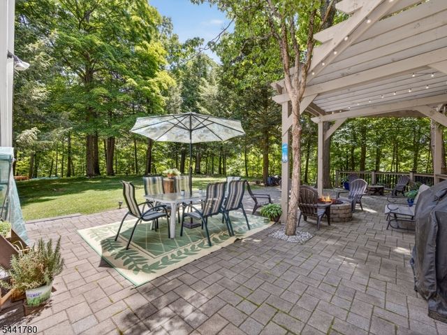 420 Phillips Rd, Vernon Twp., NJ 07422