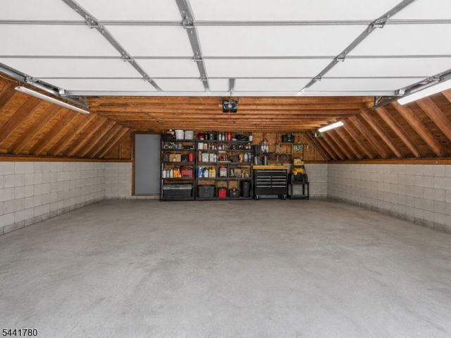 420 Phillips Rd, Vernon Twp., NJ 07422