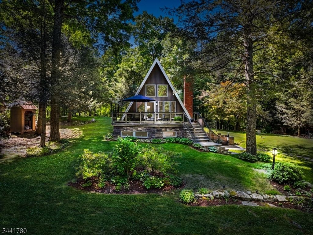 420 Phillips Rd, Vernon Twp., NJ 07422