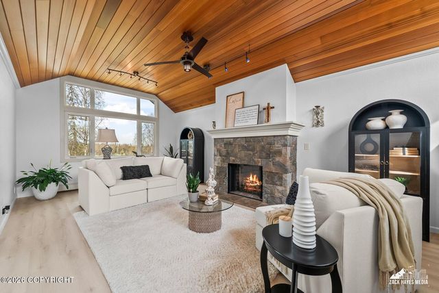 3840 Delwood Place, Anchorage, AK 99504