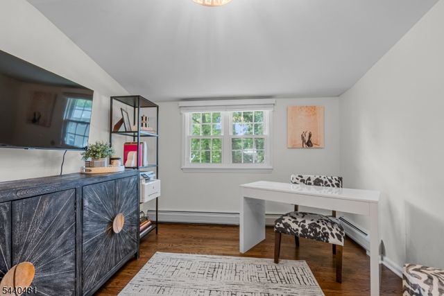 95 Edison St, Wyckoff Twp., NJ 07481