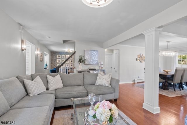 95 Edison St, Wyckoff Twp., NJ 07481