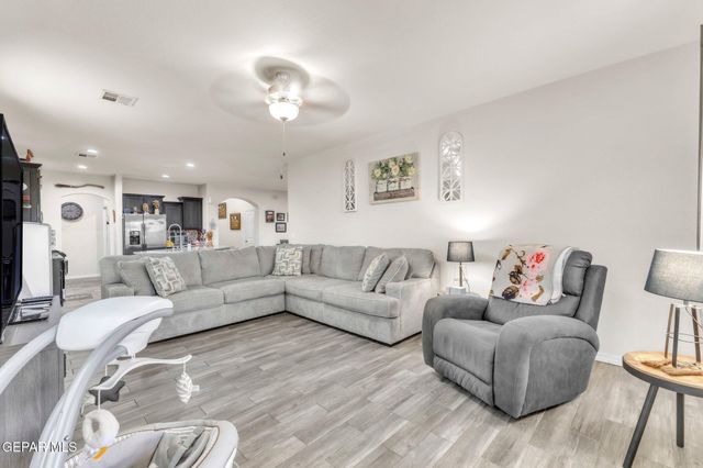 237 GONZALO Circle, El Paso, TX 79932