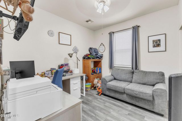 237 GONZALO Circle, El Paso, TX 79932