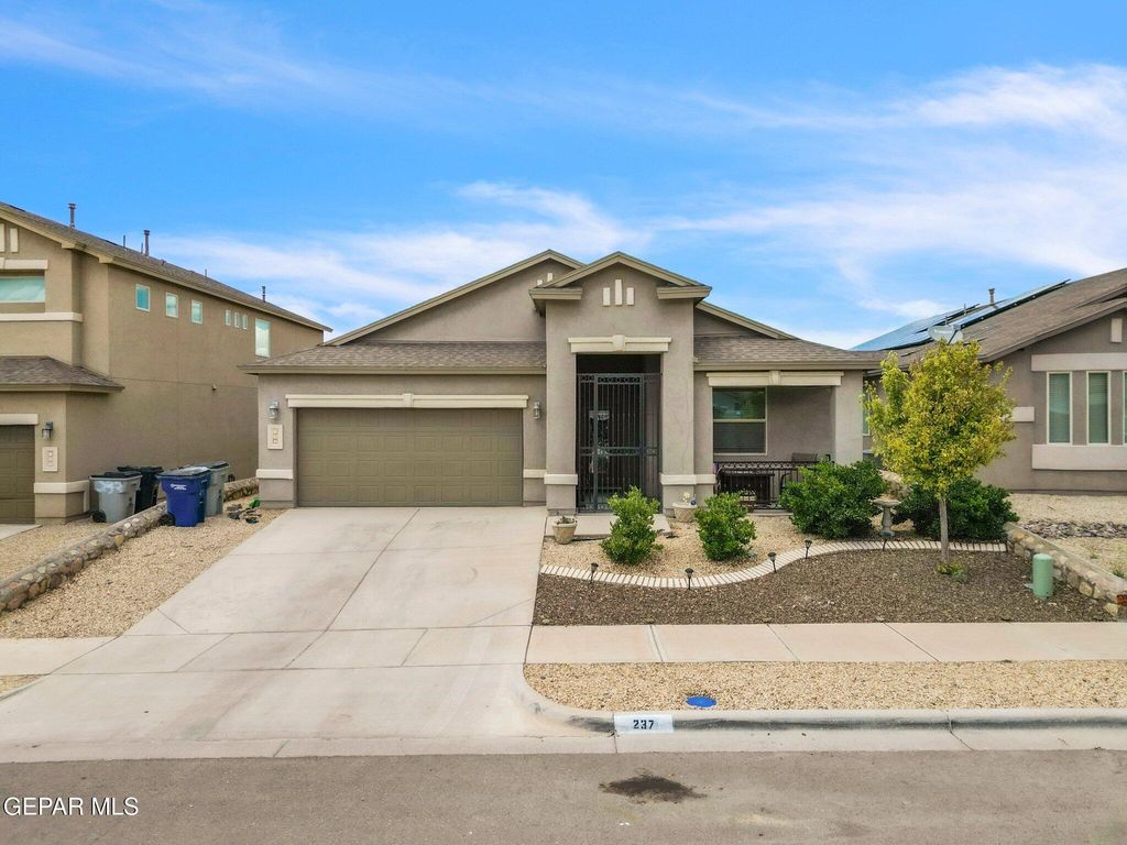 237 GONZALO Circle, El Paso, TX 79932