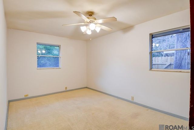 647 College Hill Dr, Baton Rouge, LA 70808