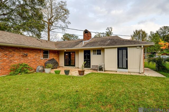 647 College Hill Dr, Baton Rouge, LA 70808