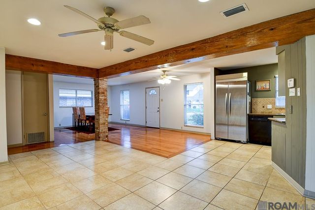 647 College Hill Dr, Baton Rouge, LA 70808