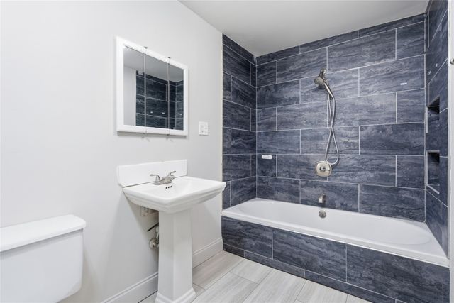 1215 N 18th Street, Waco, TX 76707