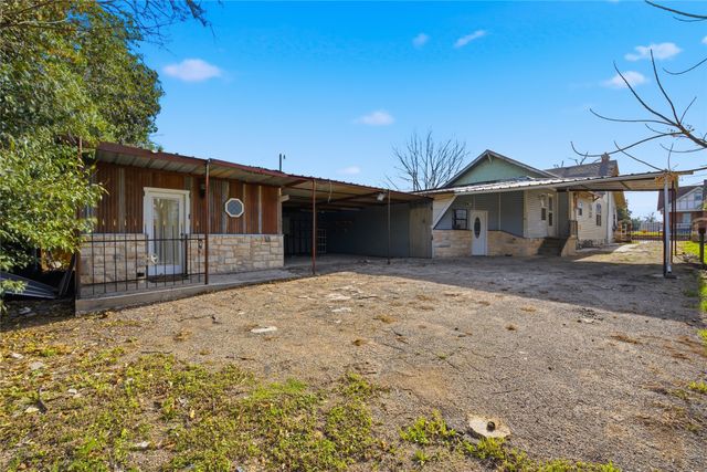 1215 N 18th Street, Waco, TX 76707