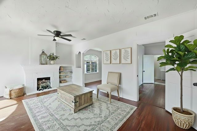 1215 N 18th Street, Waco, TX 76707