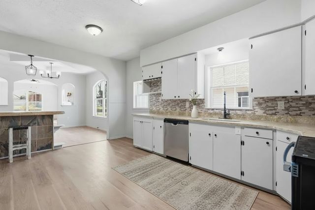 1215 N 18th Street, Waco, TX 76707