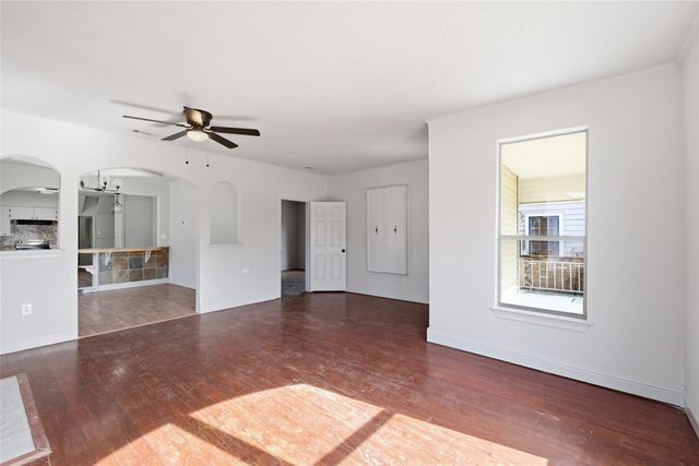 1215 N 18th Street, Waco, TX 76707