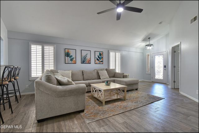 432 SONARAN Court, El Paso, TX 79932