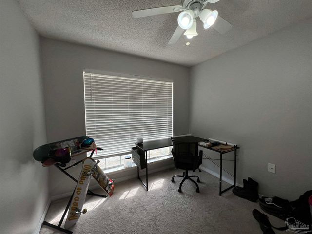 174 Wildflower Ln, Pensacola, FL 32514