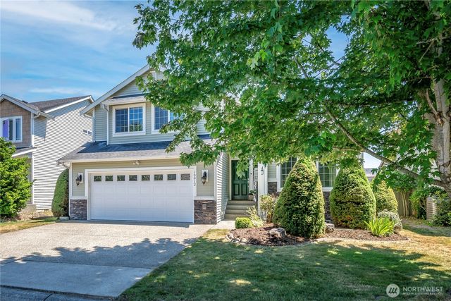 10012 Cascadian Avenue SE, Yelm, WA 98597