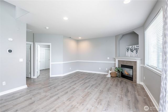 10012 Cascadian Avenue SE, Yelm, WA 98597