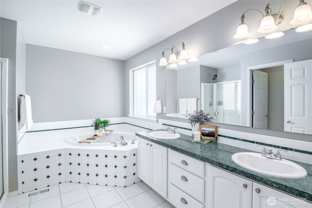 10012 Cascadian Avenue SE, Yelm, WA 98597