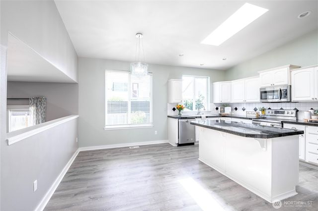 10012 Cascadian Avenue SE, Yelm, WA 98597