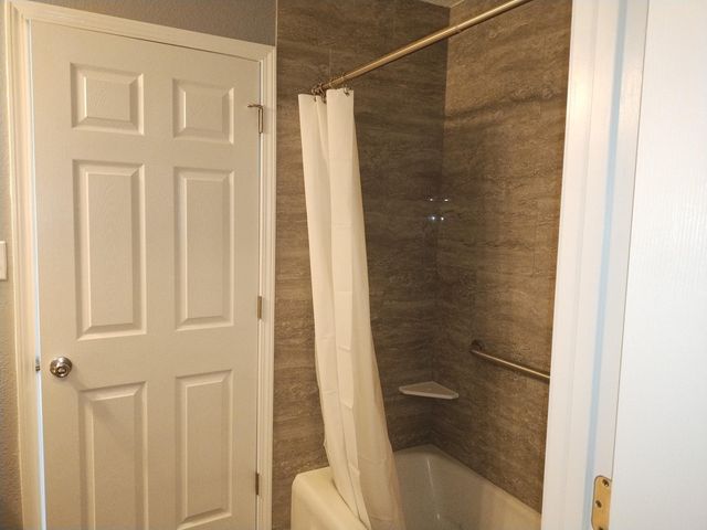 808 Short St, Leesville, LA 71446