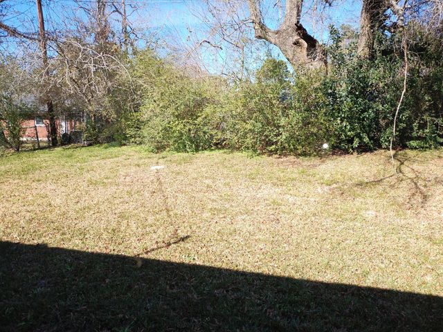 808 Short St, Leesville, LA 71446