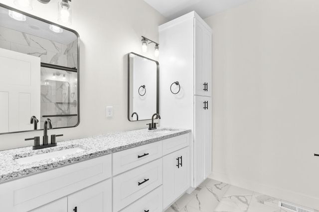 210 E Clayton Lane, Republic, MO 65738