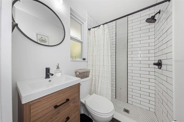 1098 PHYLLIS AVENUE, Largo, FL 33771